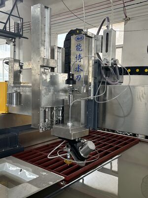 5 Axis High Pressure Water Cutting Machine Industrial Metal Stone Water Jet Cutting Machine