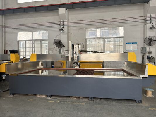Industrial Five Axis High Pressure Water Cutting Machine Energy Saving CNC Waterjet Cutter